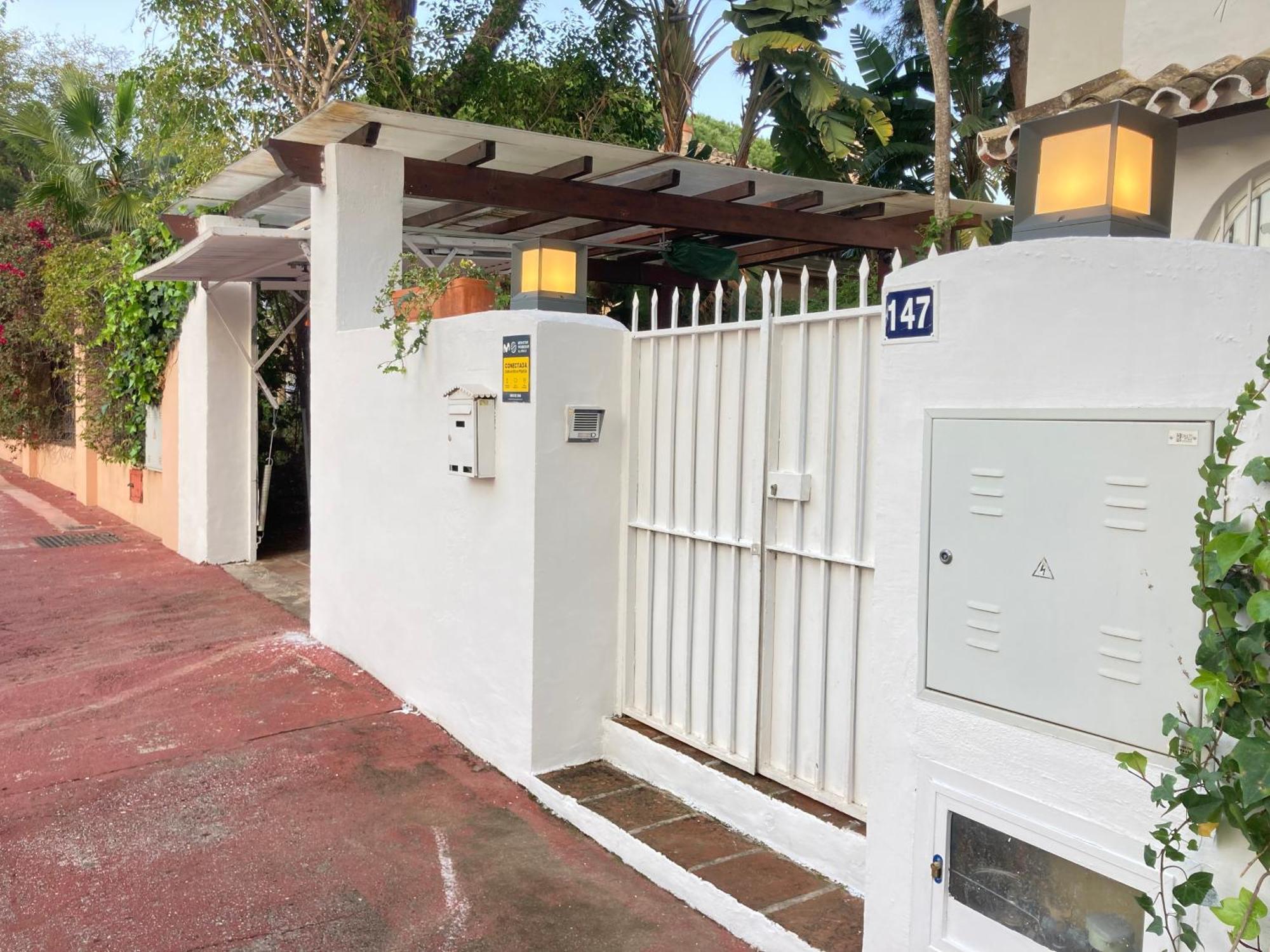 Sitio de Calahonda Marbella White Home, Calahonda, By Sol Maestranza מראה חיצוני תמונה